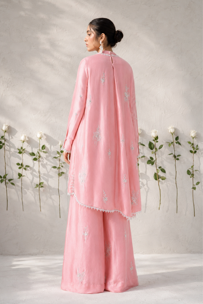 Pink silk elegance